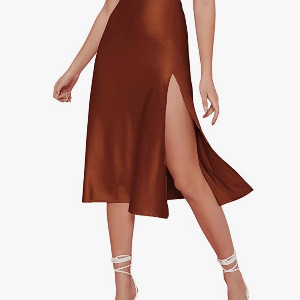 Womens MIDI Skirt